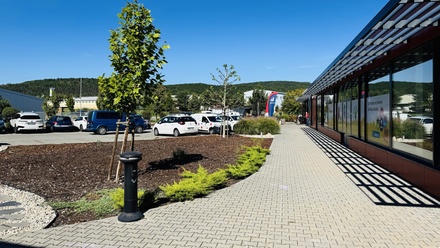 Pronájem obchodního prostoru 220 m², Lety