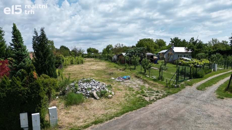 Prodej pozemky - zahrady, 935 m² - Mikulov