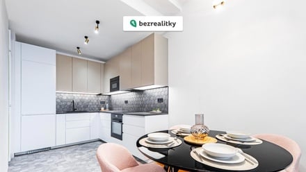 Prodej bytu 2+kk 71 m², Praha 7