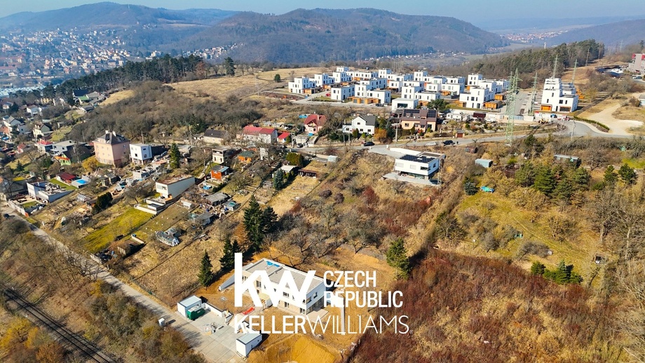 Prodej pozemky pro bydlení, 1 258 m² - Beroun-Závodí