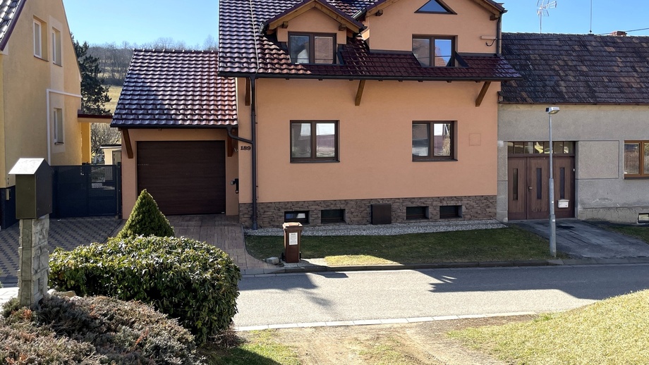 Prodej rodinné domy, 350 m² - Uherské Hradiště - Míkovice