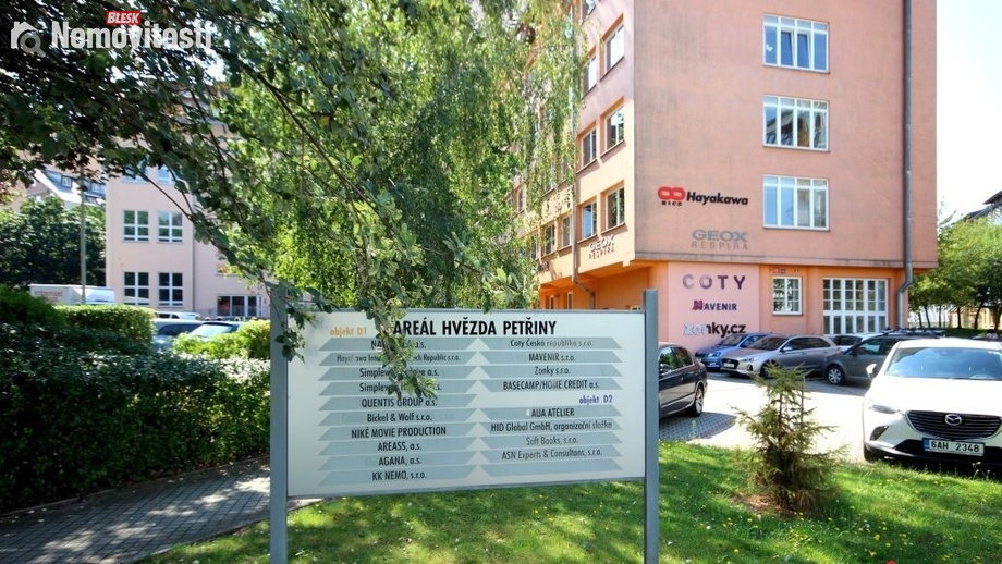Pronájem kanceláře 215 m², Praha - Veleslavín