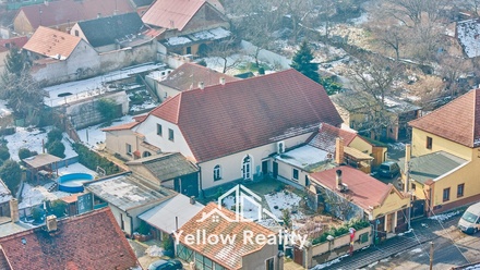 Prodej rodinného domu 500 m², Zlonice