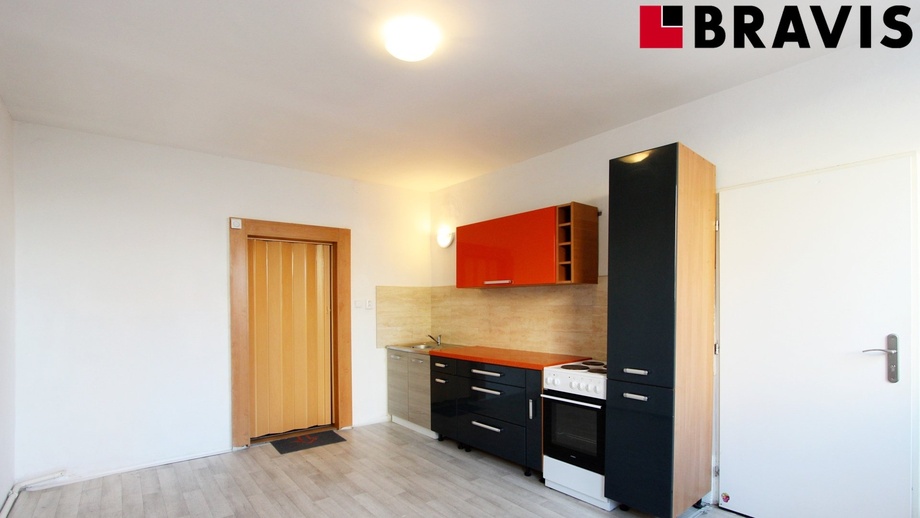 Pronájem bytu 2+kk 38 m², Brno - Židenice