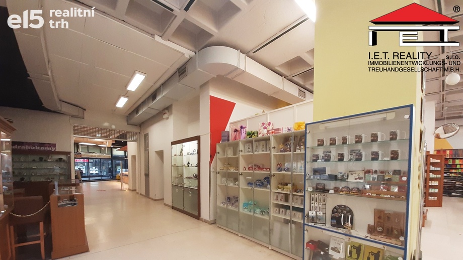 Pronájem obchodní prostory, 165 m² - Brno-město