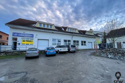 Prodej komerčního pozemku 1 000 m², Kroměříž