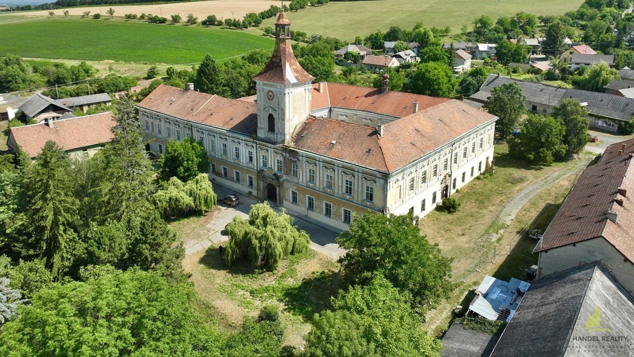 Prodej ubytování, 8 000 m² - Přestavlky