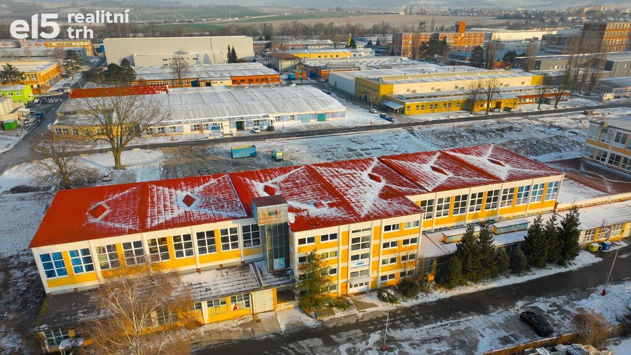 Prodej výrobního prostoru 3 619 m², Otrokovice