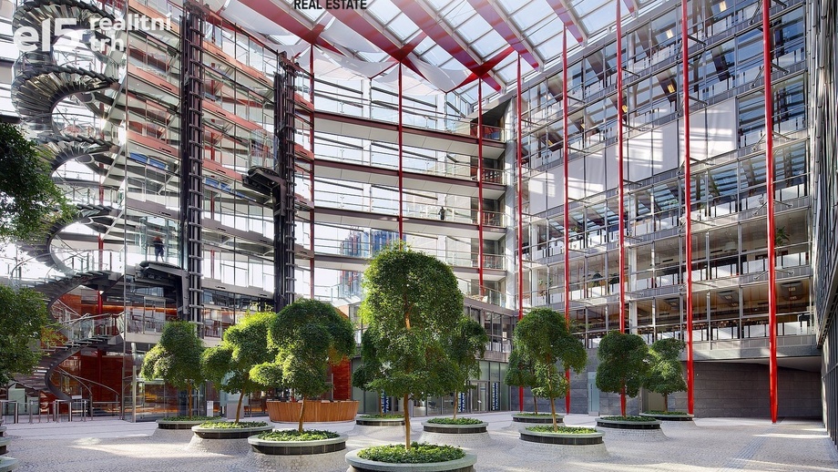 Pronájem kanceláře, 2 952 m² - Praha - Karlín