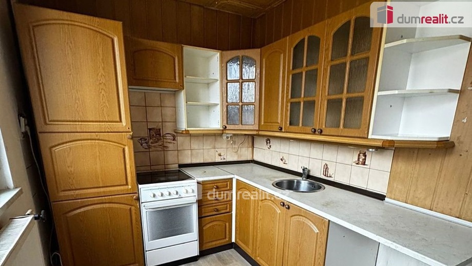 Prodej bytu 3+1 69 m², Kamenná