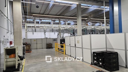 Pronájem skladu 4 500 m², Zápy