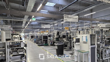 Pronájem skladu 4 500 m², Zápy