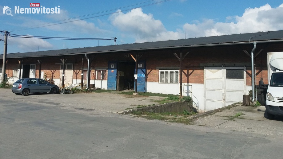 Pronájem skladu 436 m², Zlín