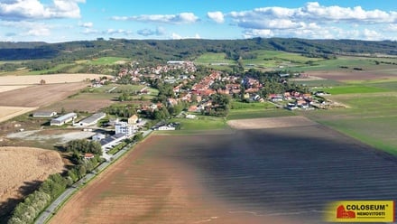 Prodej stavebního pozemku 1 112 m², Cetkovice