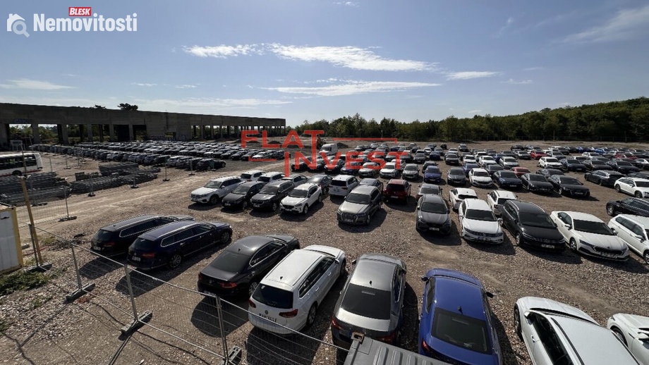 Pronájem komerčního pozemku 1 000 m², Odolena Voda - Dolínek