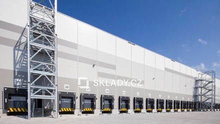 Pronájem skladu 5 000 m², Lužec nad Vltavou