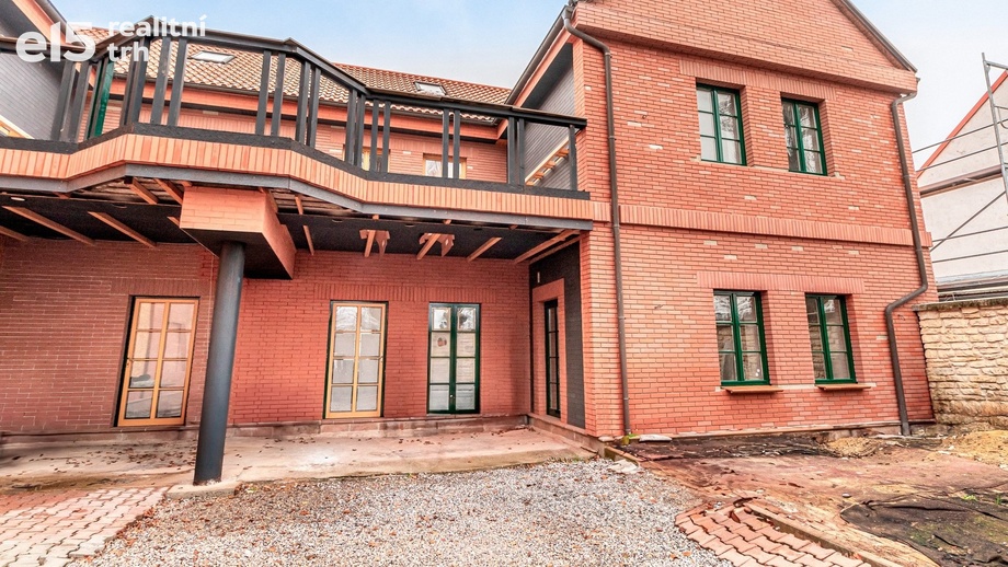 Prodej rodinné domy, 508 m² - Hostivice