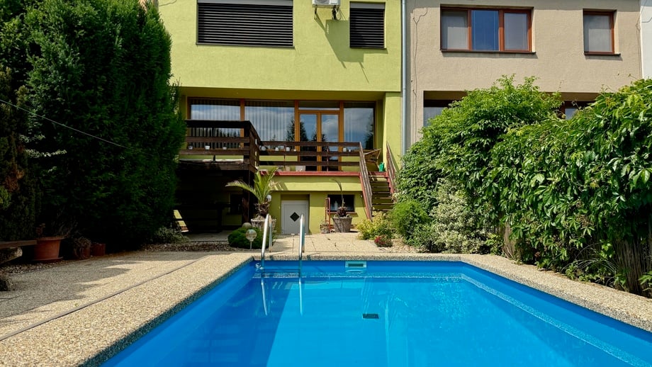 Prodej rodinného domu 219 m², Blučina