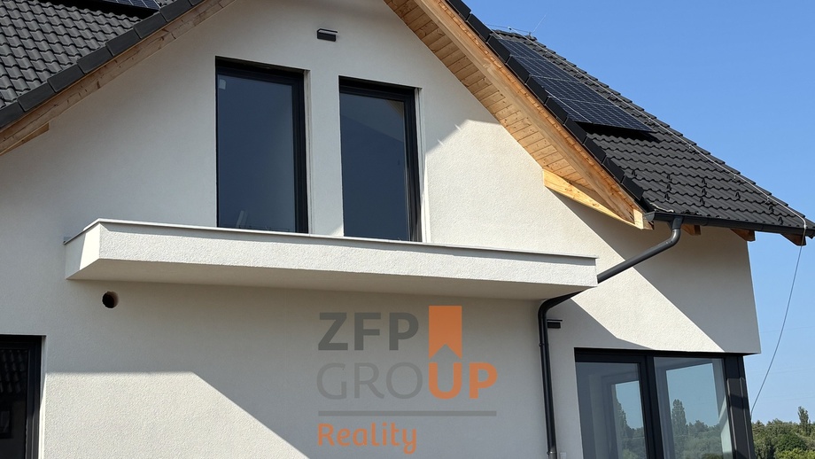 Prodej rodinného domu 228 m², Dříteč