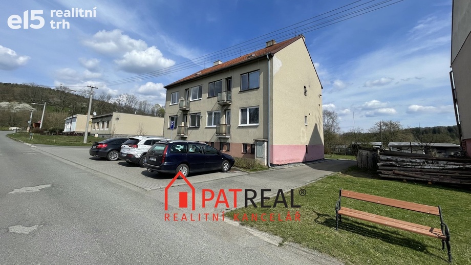 Prodej byty 3+1, 90 m² - Deštná