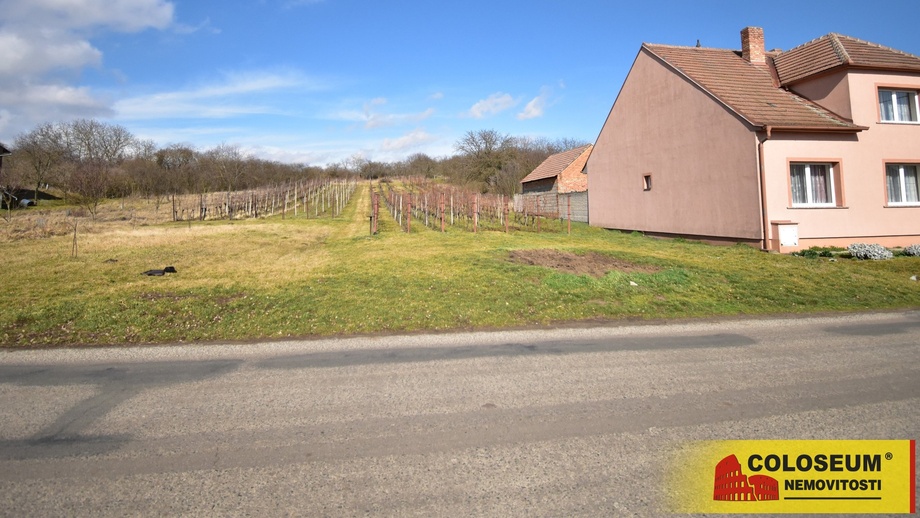 Prodej zahrady 1 891 m², Starý Poddvorov