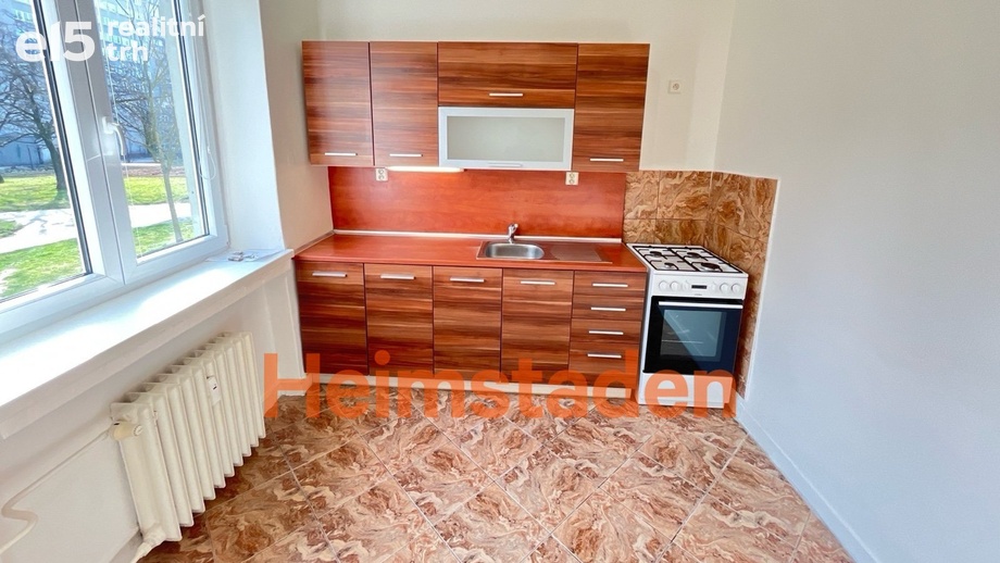 Pronájem byty 3+1, 70 m² - Havířov - Město