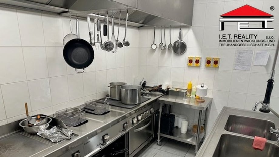 Prodej obchodní prostory, 125 m² - Praha - Vršovice