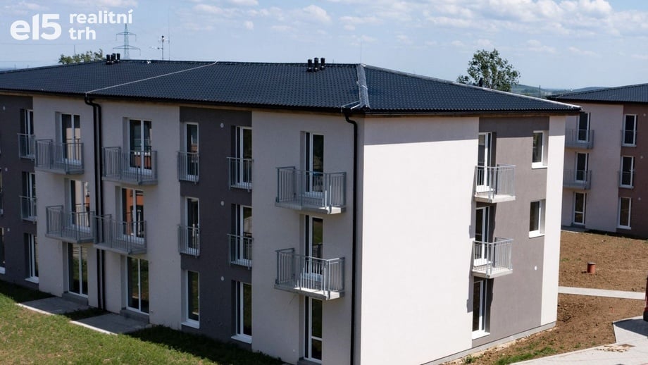 Prodej byty 1+kk, 38 m² - Praha 9