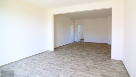Prodej bytu 3+kk 68 m², Nehvizdy