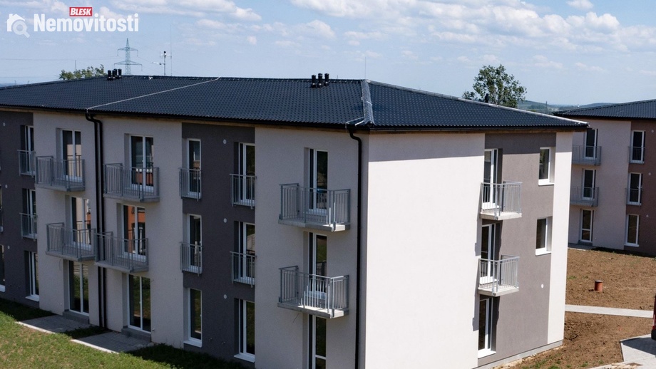 Prodej bytu 3+kk 68 m², Nehvizdy