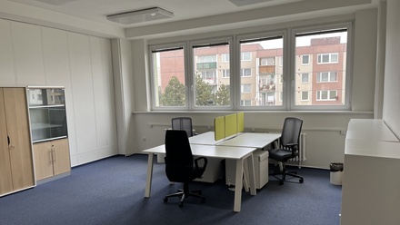 Pronájem kanceláře 54 m², Praha - Hlubočepy