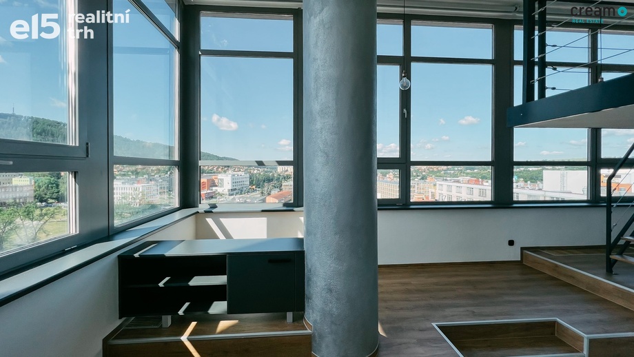Pronájem bytu 1+kk 58 m², Zlín