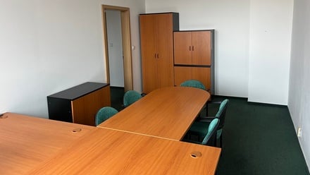Pronájem kanceláře 86 m², Praha - Hlubočepy