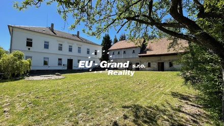 Prodej činžovního domu 300 m², Ebersbach, Německo