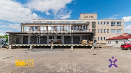 Prodej skladu 1 990 m², Uherský Brod