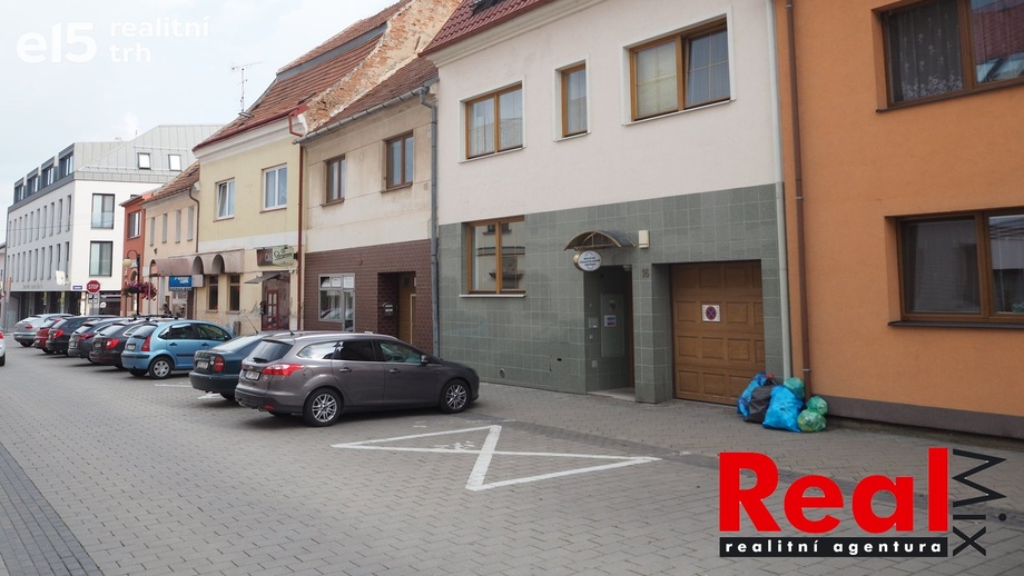 Pronájem kanceláře, 56 m² - Hustopeče
