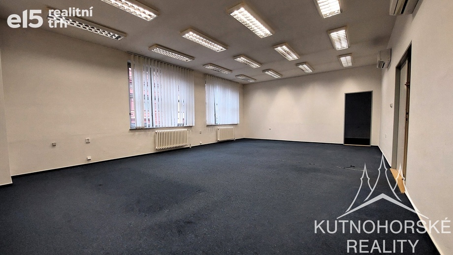 Pronájem kanceláře, 75 m² - Chrudim IV