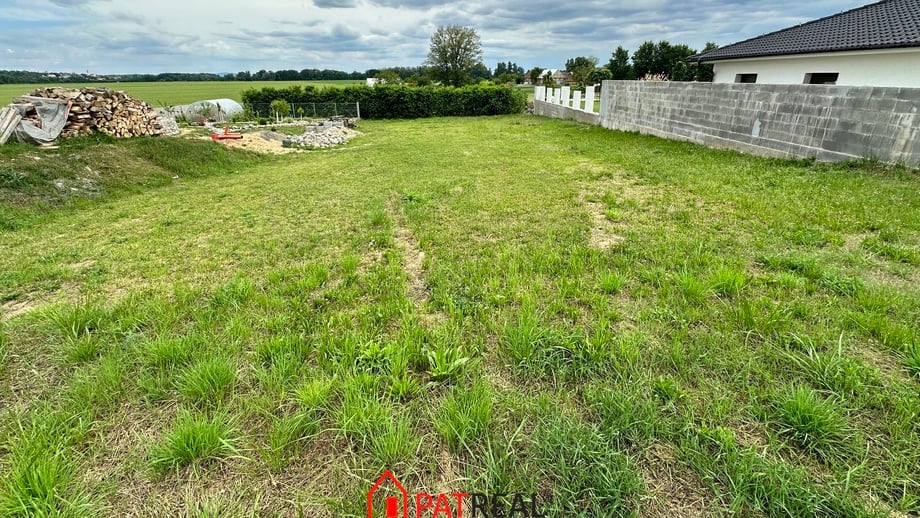 Prodej stavebního pozemku 943 m², Němčičky