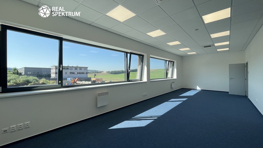 Pronájem obchodní prostory, 339 m² - Brno