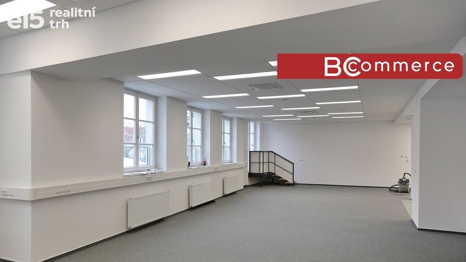 Pronájem kanceláře, 153 m² - Brno-město