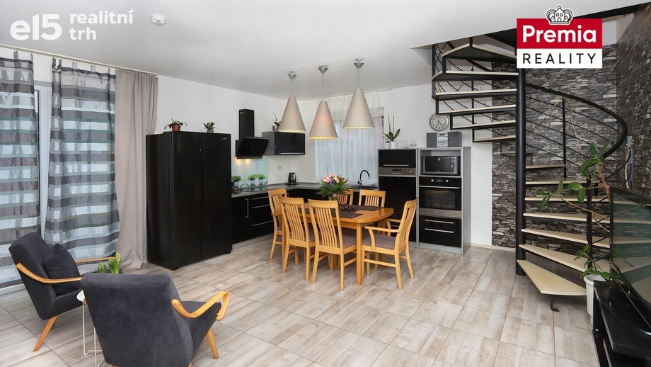 Prodej byty 4+kk, 87 m² - Znojmo