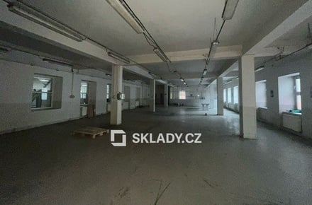 Pronájem skladu 300 m², Liberec