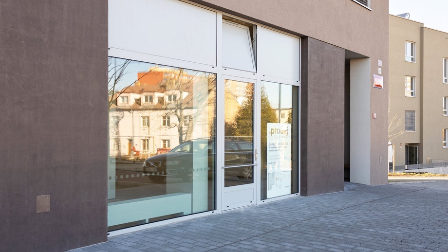 Prodej obchodní prostory, 92 m² - Praha - Modřany