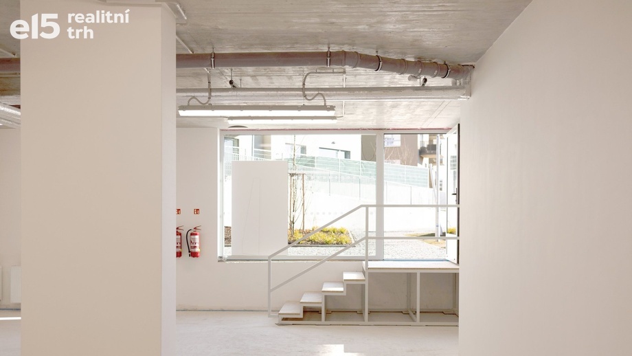 Prodej obchodní prostory, 135 m² - Praha - Modřany