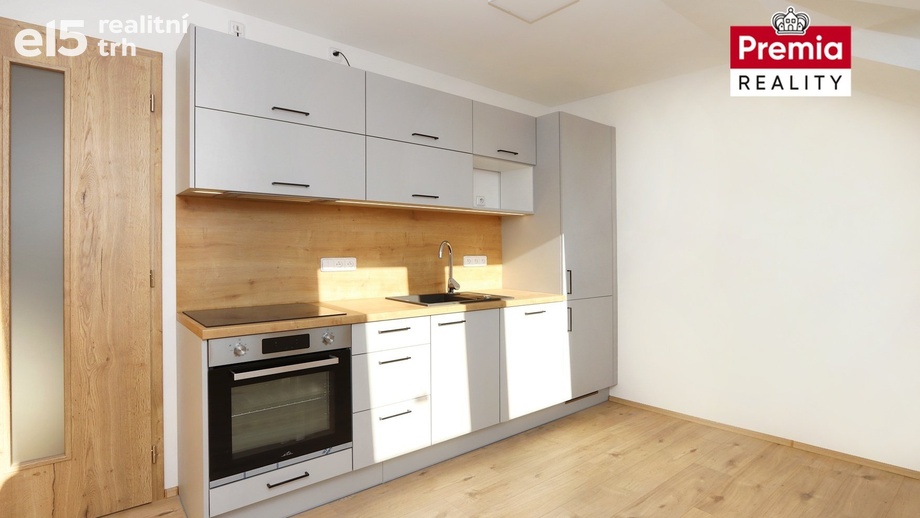 Pronájem byty 3+kk, 75 m² - Znojmo