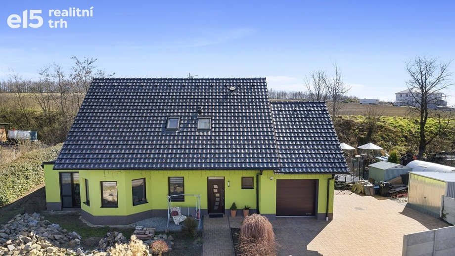 Prodej rodinné domy, 190 m² - Kučerov
