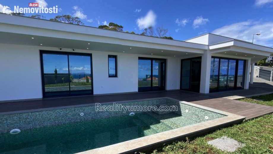Prodej vily 150 m², Madeira, Machico, Portugalsko