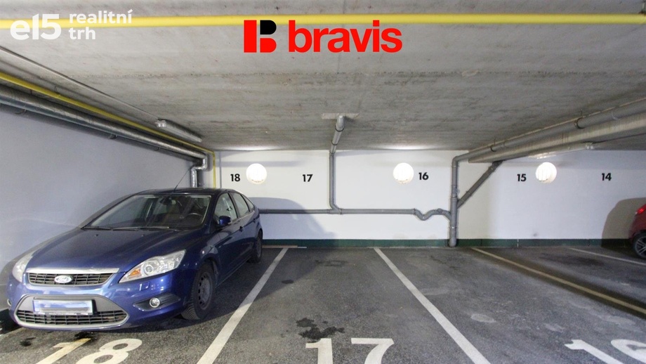 Pronájem garážové stání, 14 m² - Brno - Staré Brno