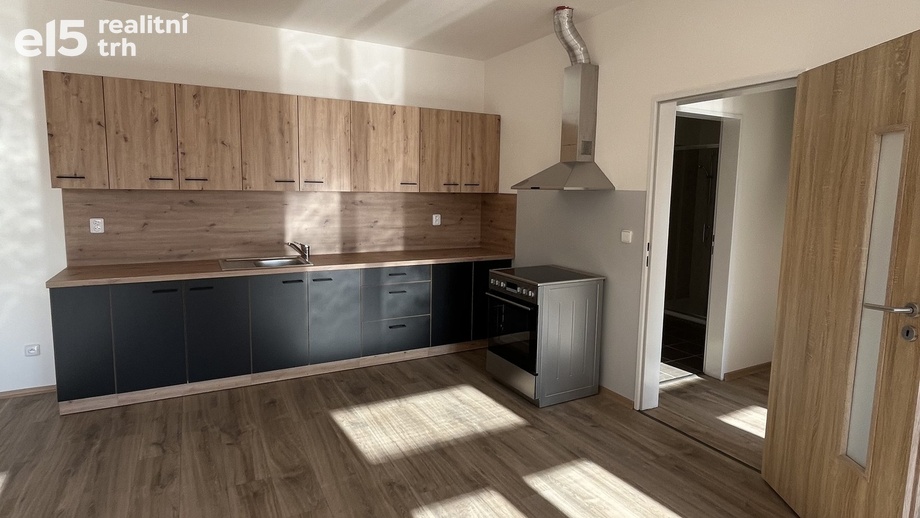 Pronájem byty 2+kk, 75 m² - Křesetice