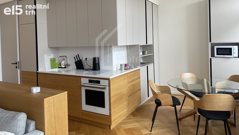 Pronájem byty 2+kk, 56 m² - Praha - Smíchov